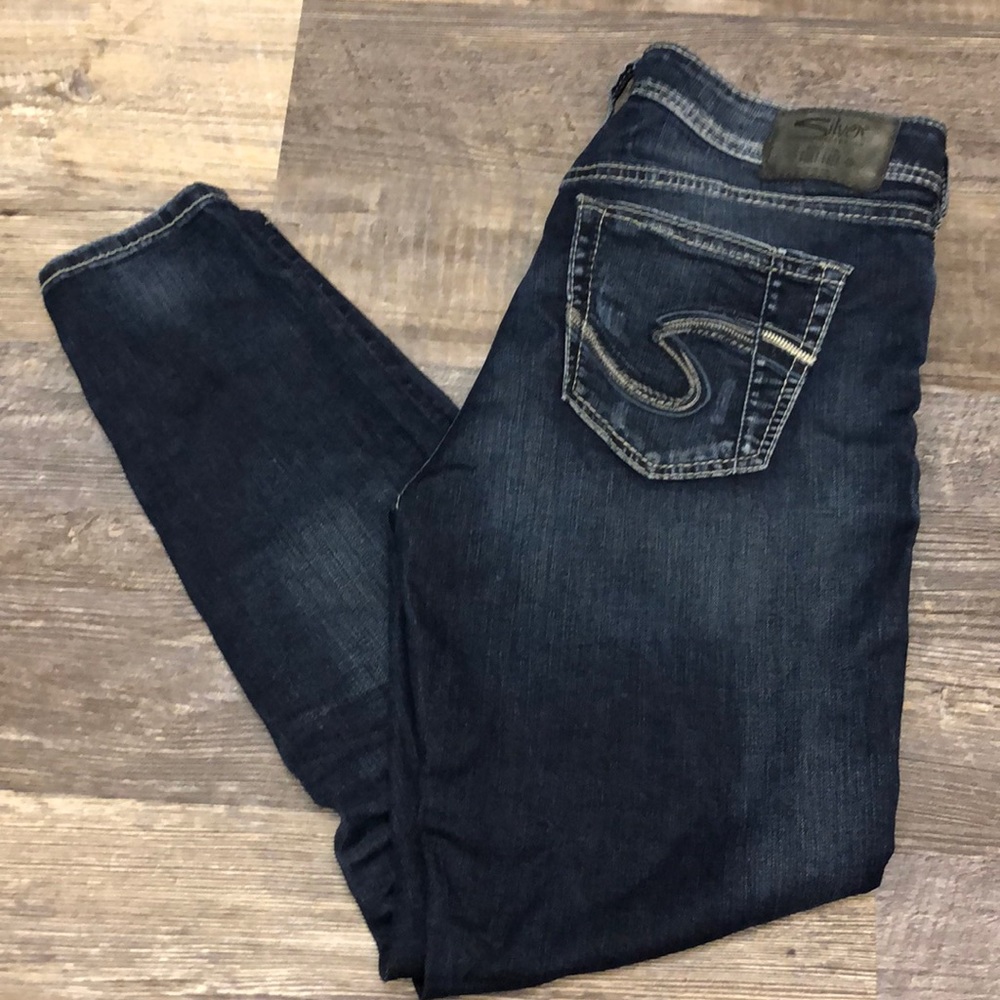 Silver Mazy dark wash ankle skinny jeans